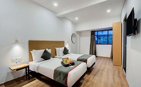 Oyo Townhouse 066 Nagpur Station Ca Road 3*