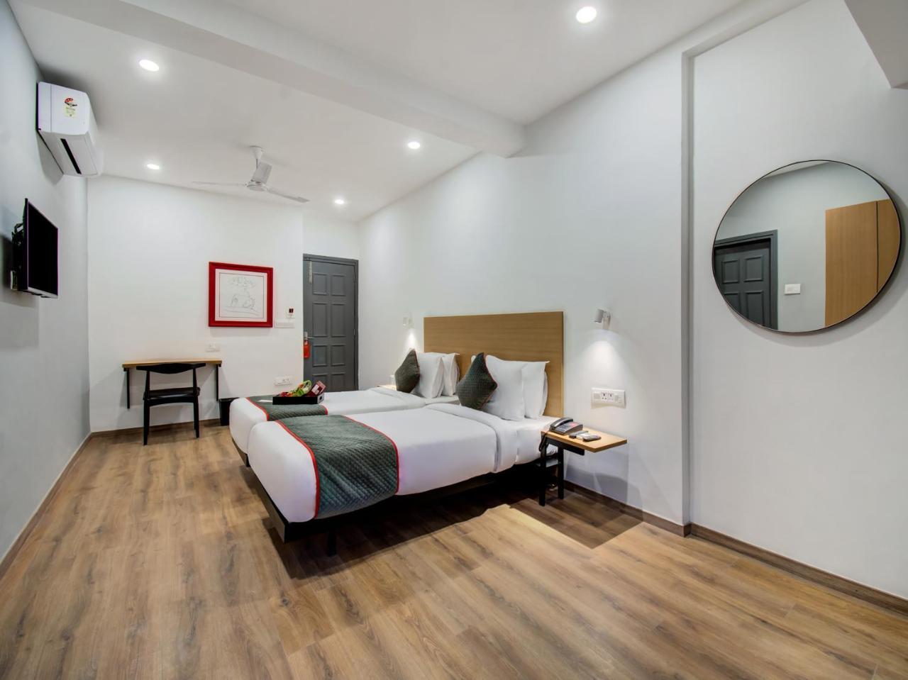 Oyo Townhouse 66 Nagpur Station Ca Road Hotel Exterior photo