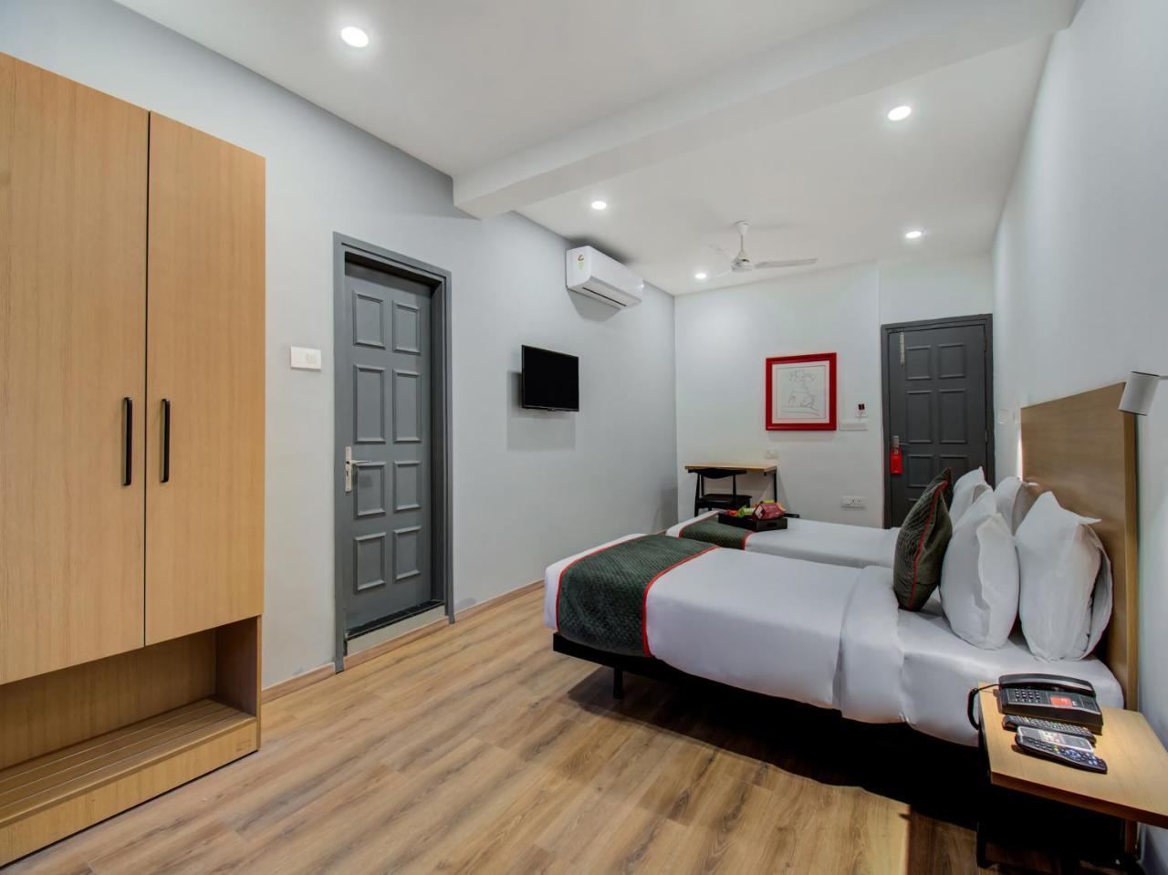 Oyo Townhouse 66 Nagpur Station Ca Road Hotel Exterior photo