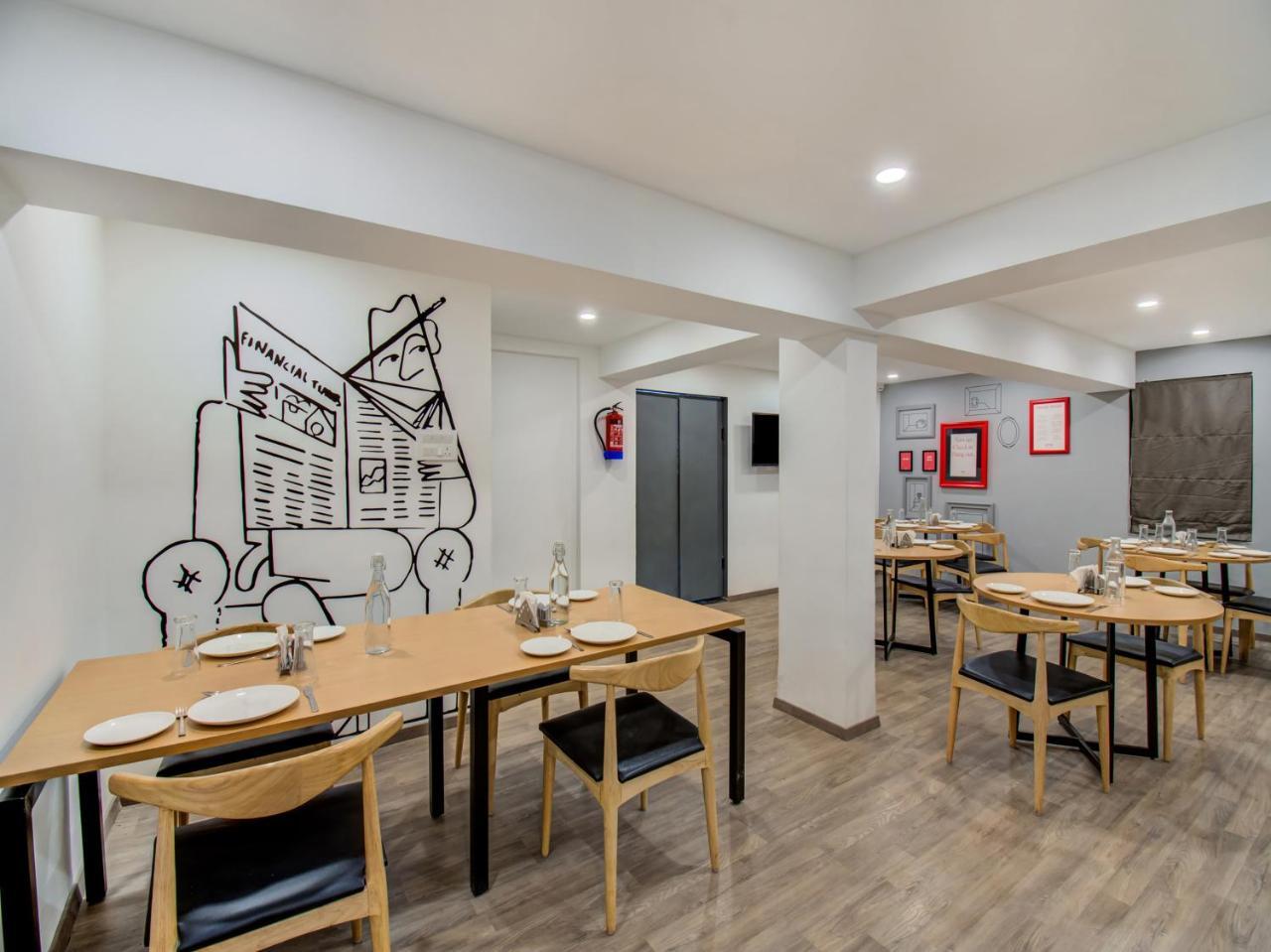 Oyo Townhouse 66 Nagpur Station Ca Road Hotel Exterior photo