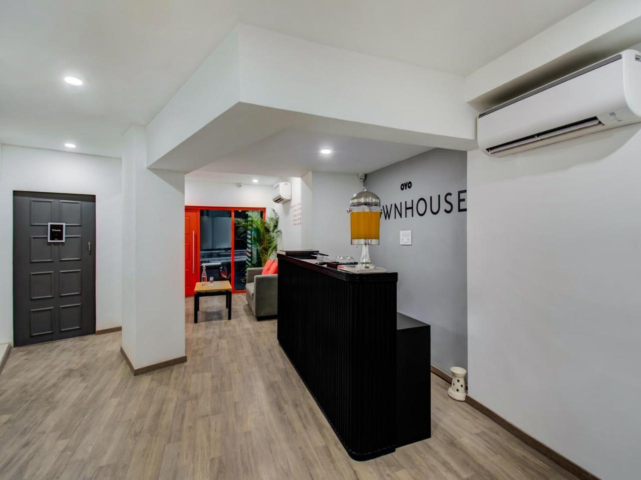 Oyo Townhouse 66 Nagpur Station Ca Road Hotel Exterior photo