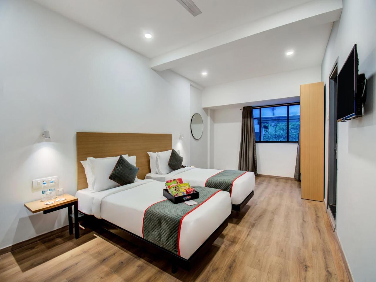 Oyo Townhouse 66 Nagpur Station Ca Road Hotel Exterior photo